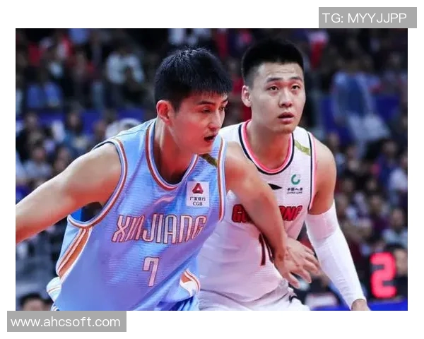 广东队与新疆队激战正酣谁能在这场对决中笑到最后 广东队与新疆队激战正酣谁能在这场对决中笑到最后